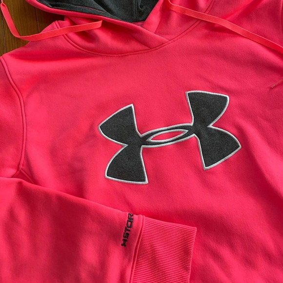Women’s Pink Under Armour Sweatshirt - Picture 2 of 3